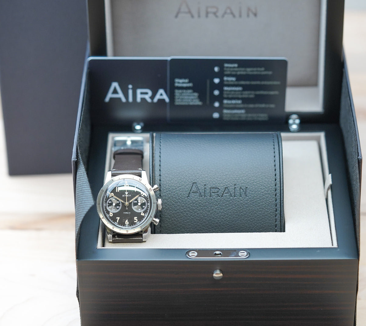 Airain Type 21 Chronograph 423.438