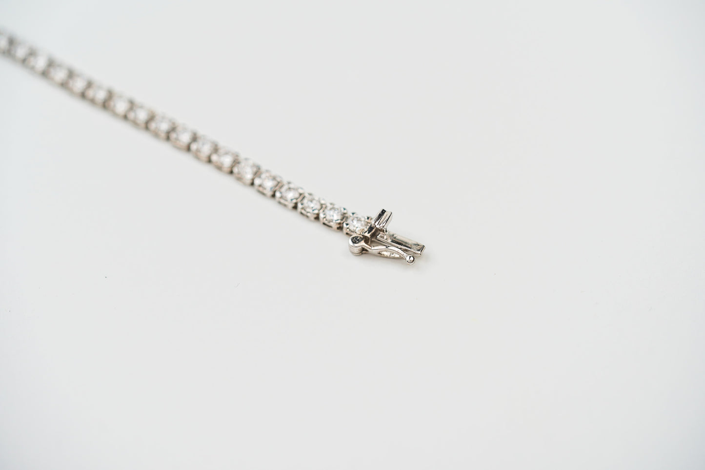 2.00tcw 14k White Gold and Lab Grown Diamond Tennis Bracelet