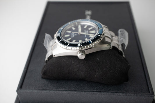 Seiko Marinemaster 200M SJE119
