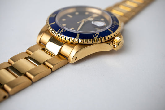Rolex Submariner 16618 18K YG Purple Dial