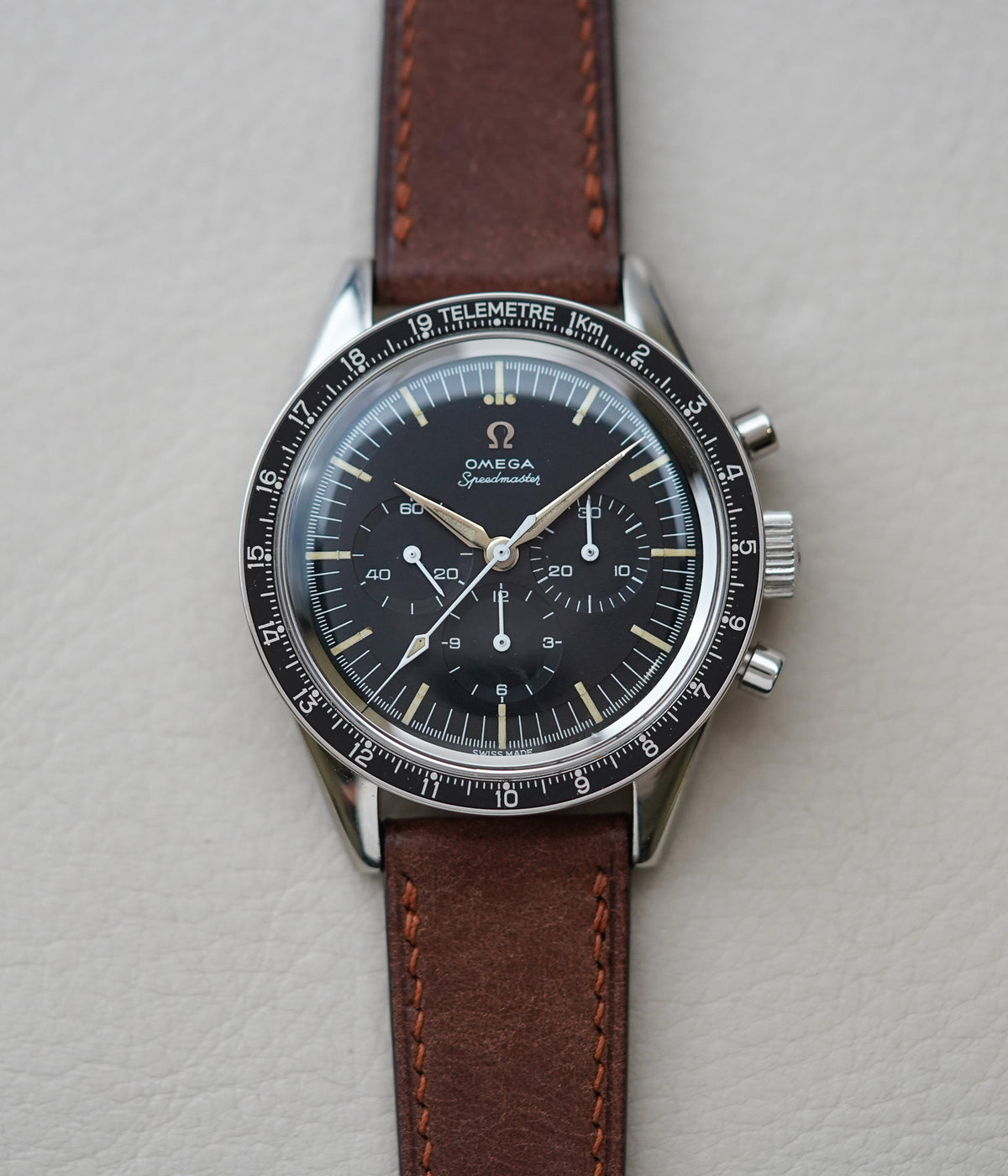 1963 Omega Speedmaster 105.002-62 Alpha Hands KM Telemeter Bezel