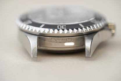 2004 Rolex Sea-Dweller 16600T