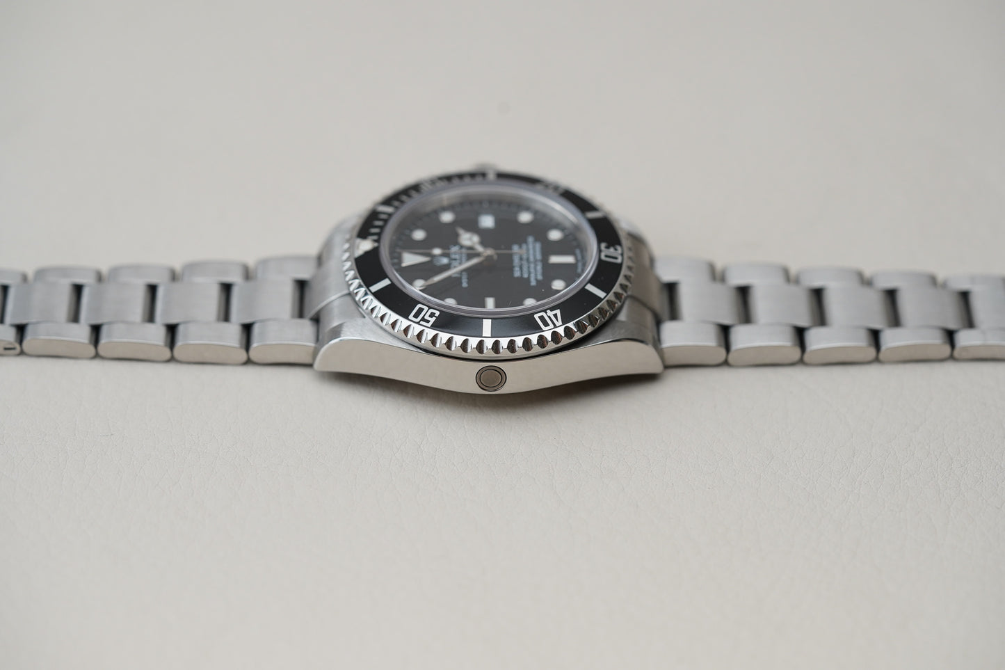 2004 Rolex Sea-Dweller 16600T