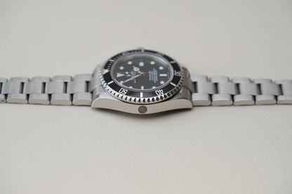 2004 Rolex Sea-Dweller 16600T