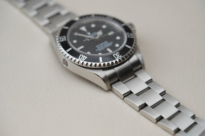 2004 Rolex Sea-Dweller 16600T