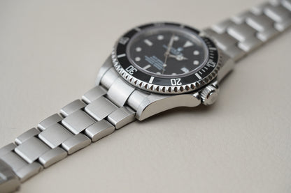 2004 Rolex Sea-Dweller 16600T