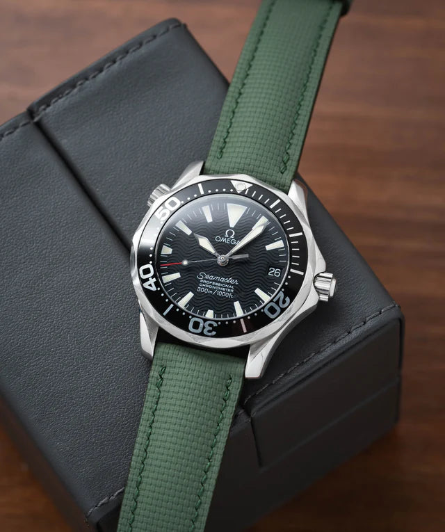 Delugs Olive Green Sailcloth Signature Strap