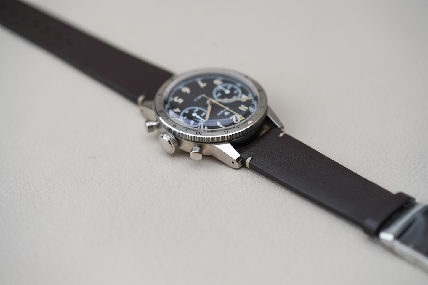 Airain Type 21 Chronograph 423.438