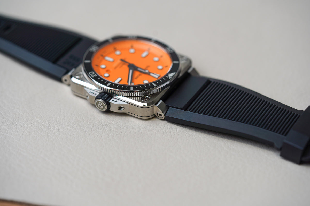 Bell & Ross BR 03-92 Diver Orange BR0392-D-O-ST/SRB