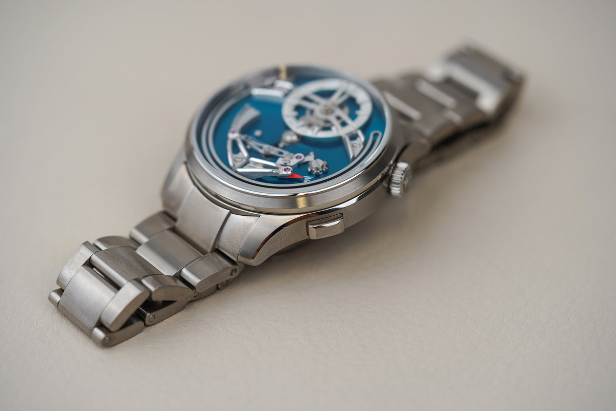 Christopher Ward C1 Bel Canto Dragon Fly