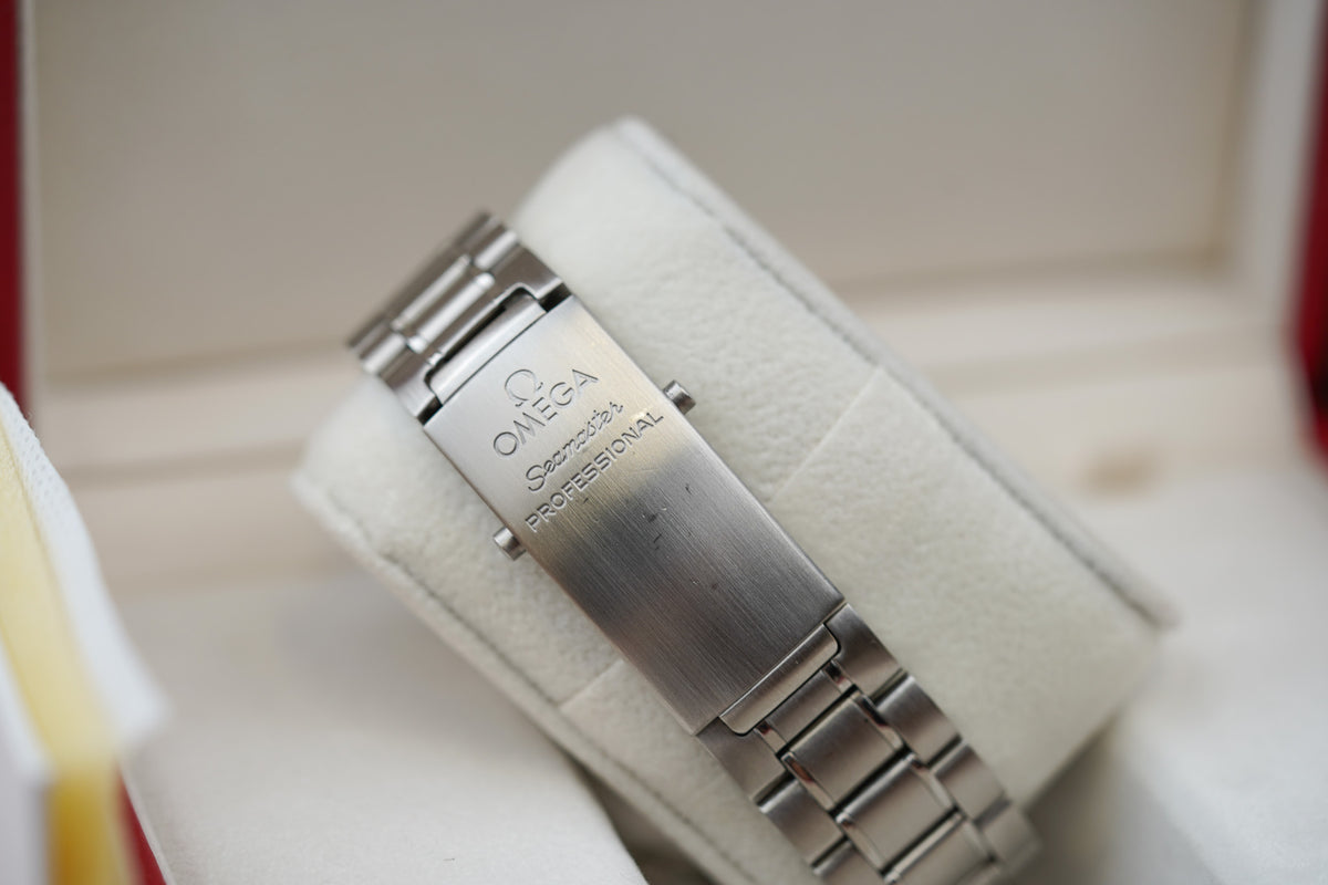 Omega Seamaster 'Electric Blue' 2255.80 41mm