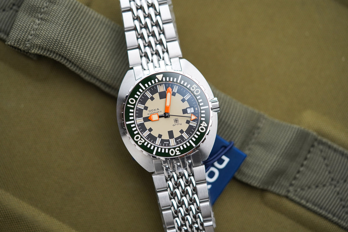 Doxa ARMY Green Steel Bezel 785.10.031G.10