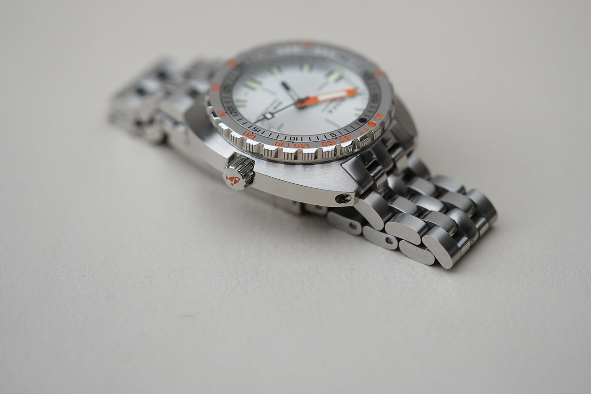 Doxa SUB 1500T Searambler 883.10.021.10