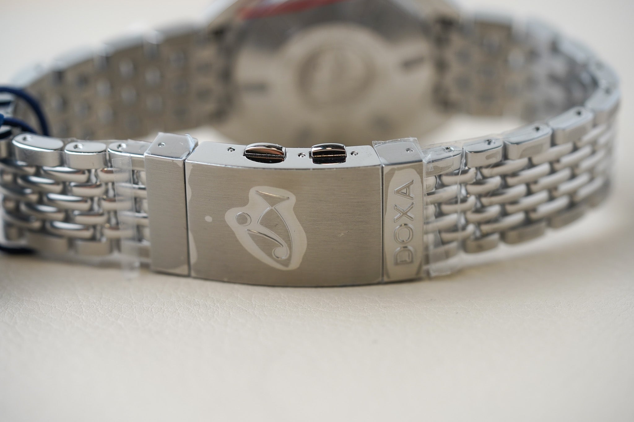 Doxa SUB 200T Caribbean Sunray 804.10.201S.10