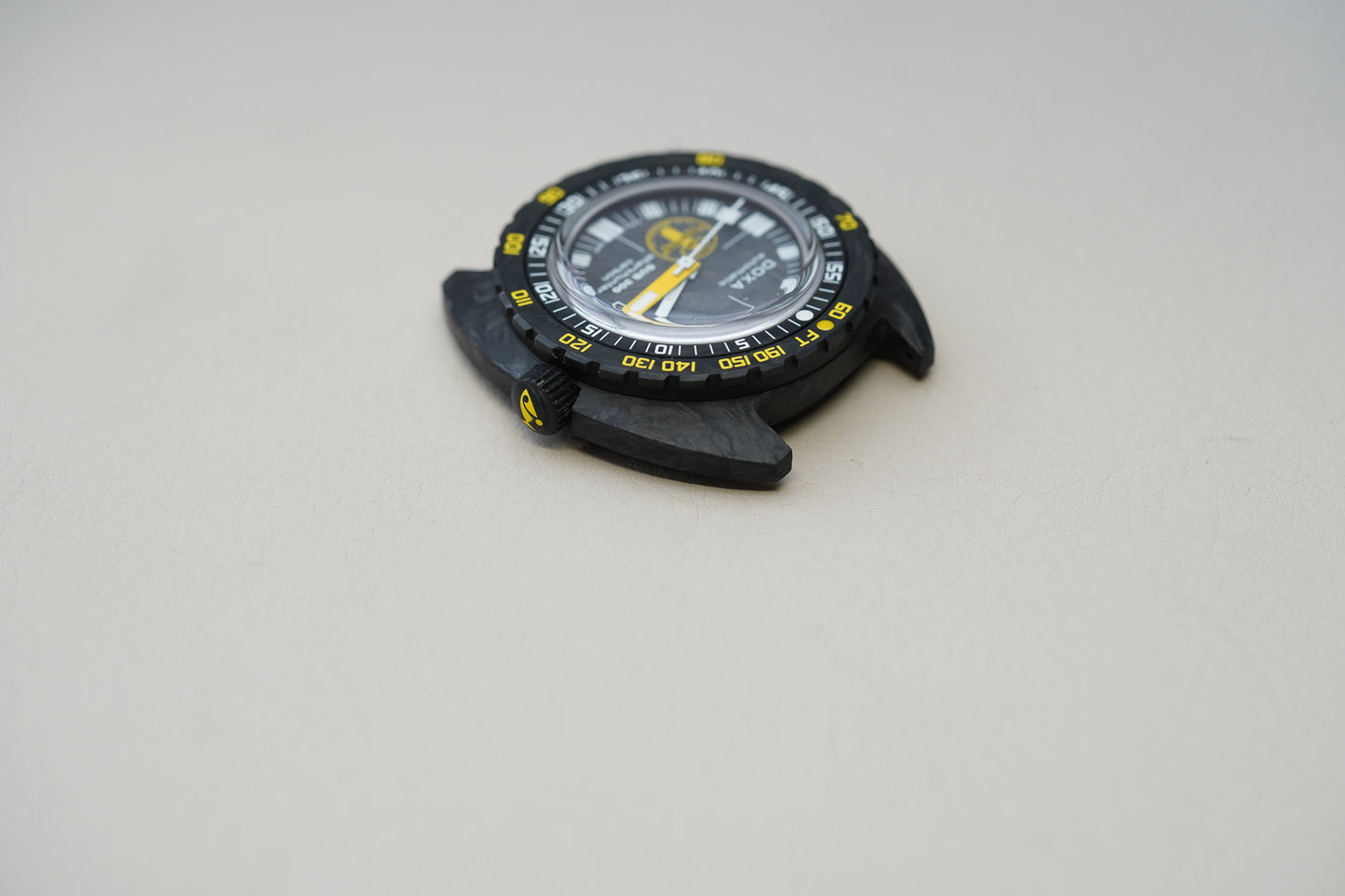 Doxa SUB 300 Carbon Aqua Lung US Divers Sharkhunter 822.70.101AQL.20 Limited