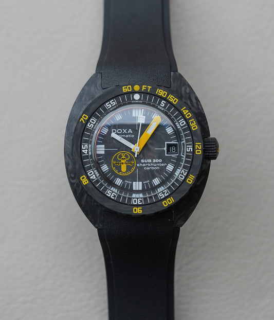 Doxa SUB 300 Carbon Aqua Lung US Divers Sharkhunter 822.70.101AQL.20 Limited