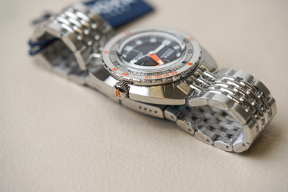 Doxa SUB 300 Sharkhunter 821.10.101.10