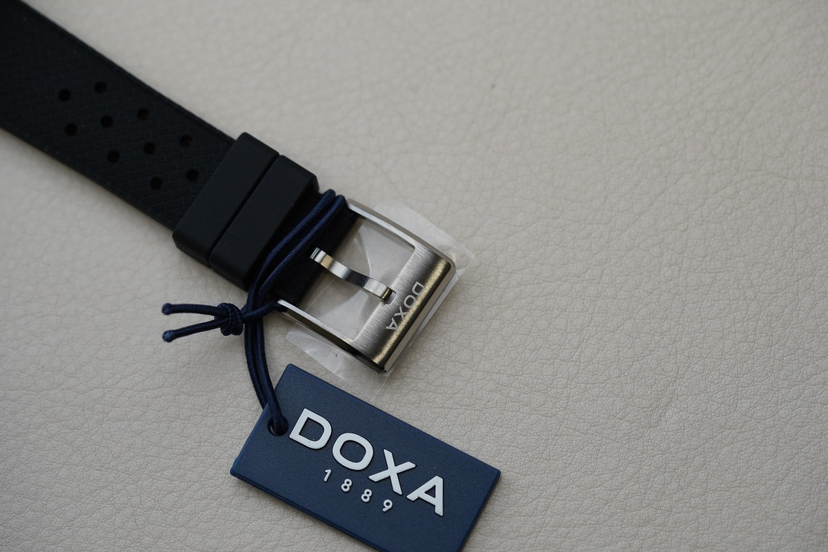Doxa SUB 300 TI5 Clive Cussler Limited Edition 823.50.121.20-SE14