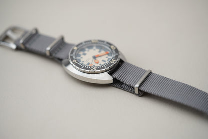 Doxa x Hodinkee SUB ARMY 200T 804.10.031.29-SE17