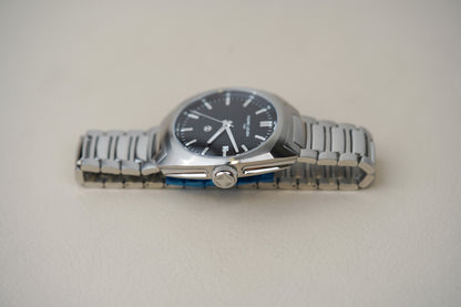 Favre Leuba Chief Date Black 00.20102.102.01.200