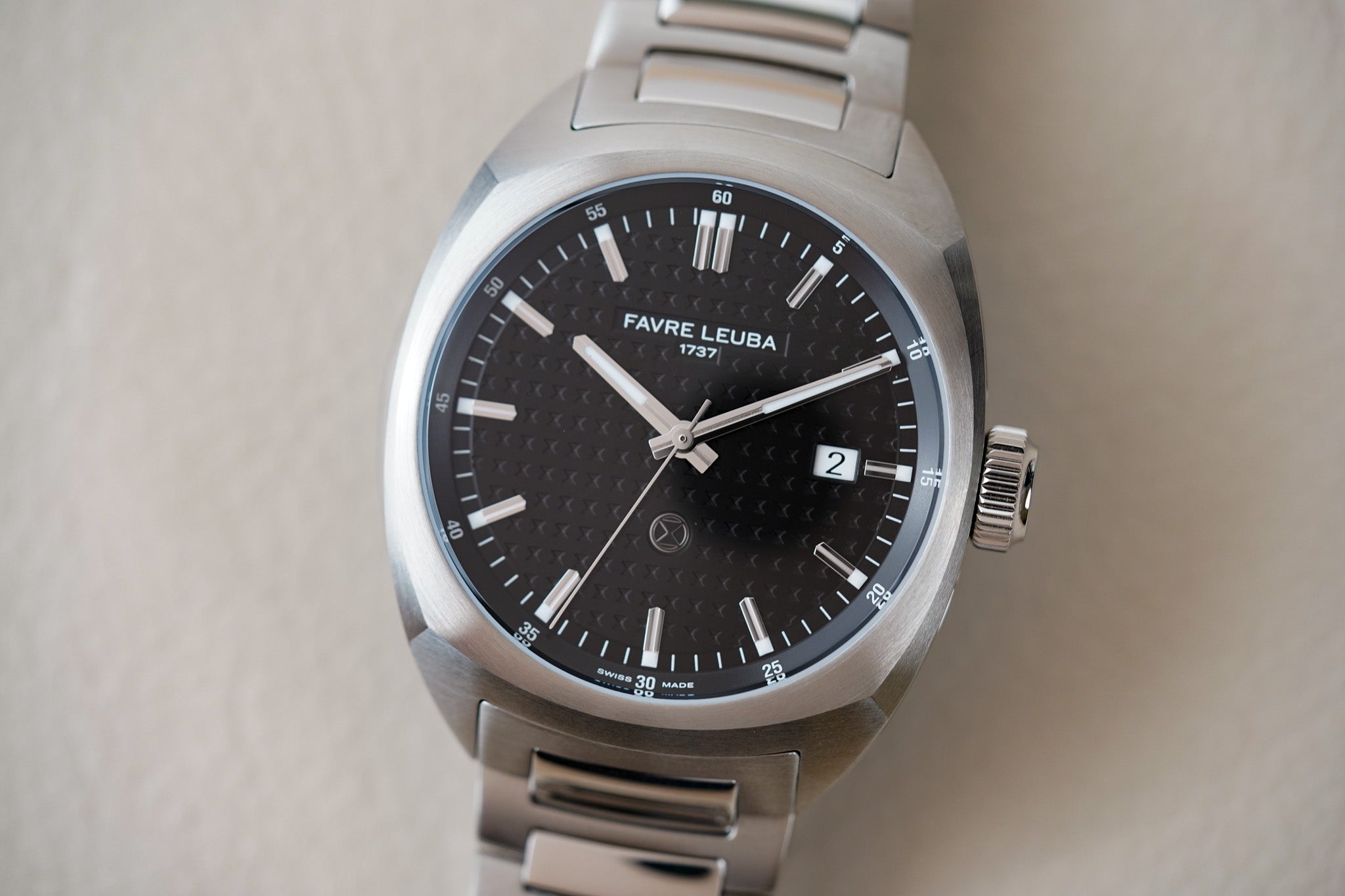Favre Leuba Chief Date Black 00.20102.102.01.200