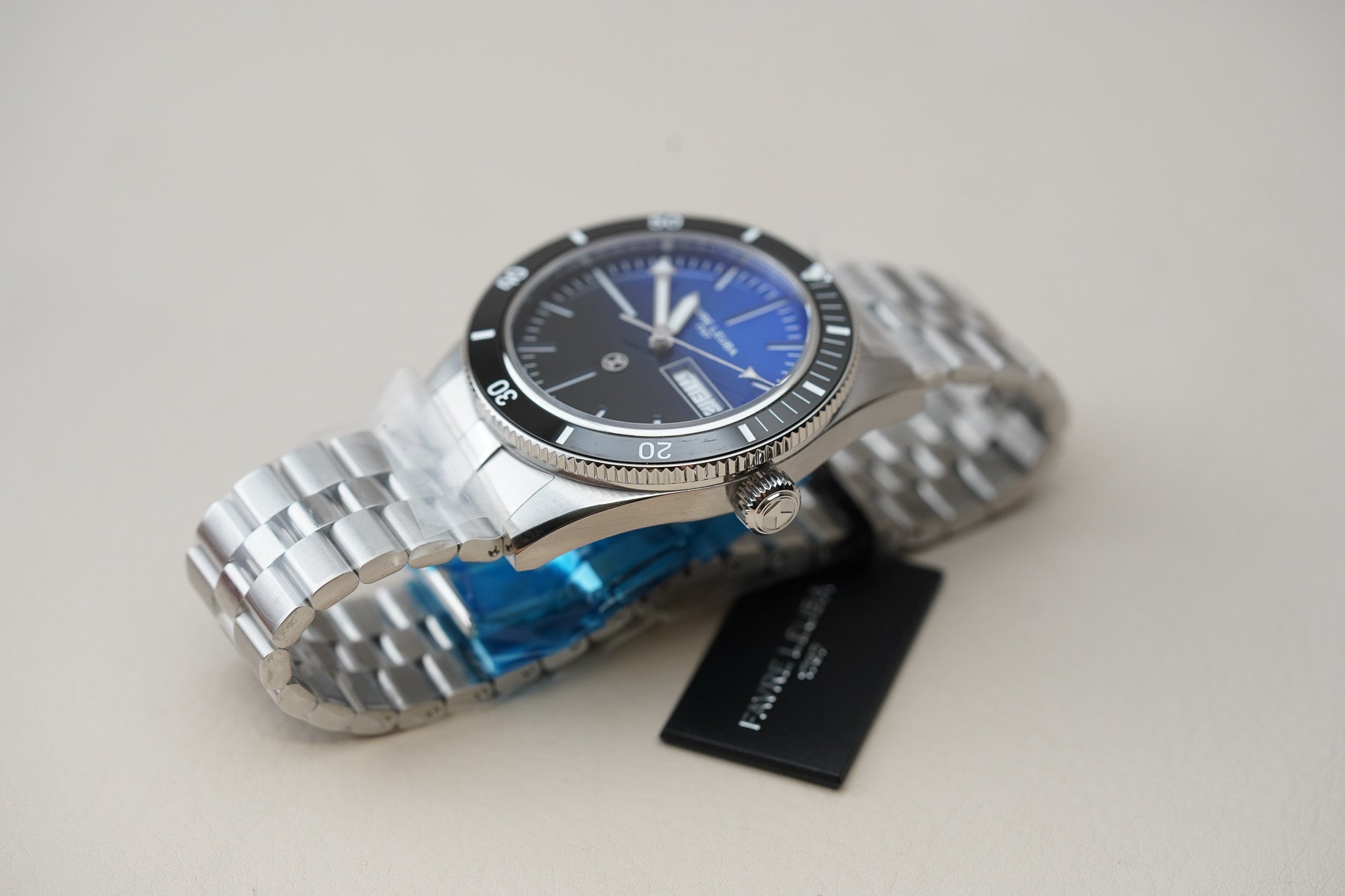 Favre Leuba Deep Raider Day Date Blue 00.20311.110.02.200