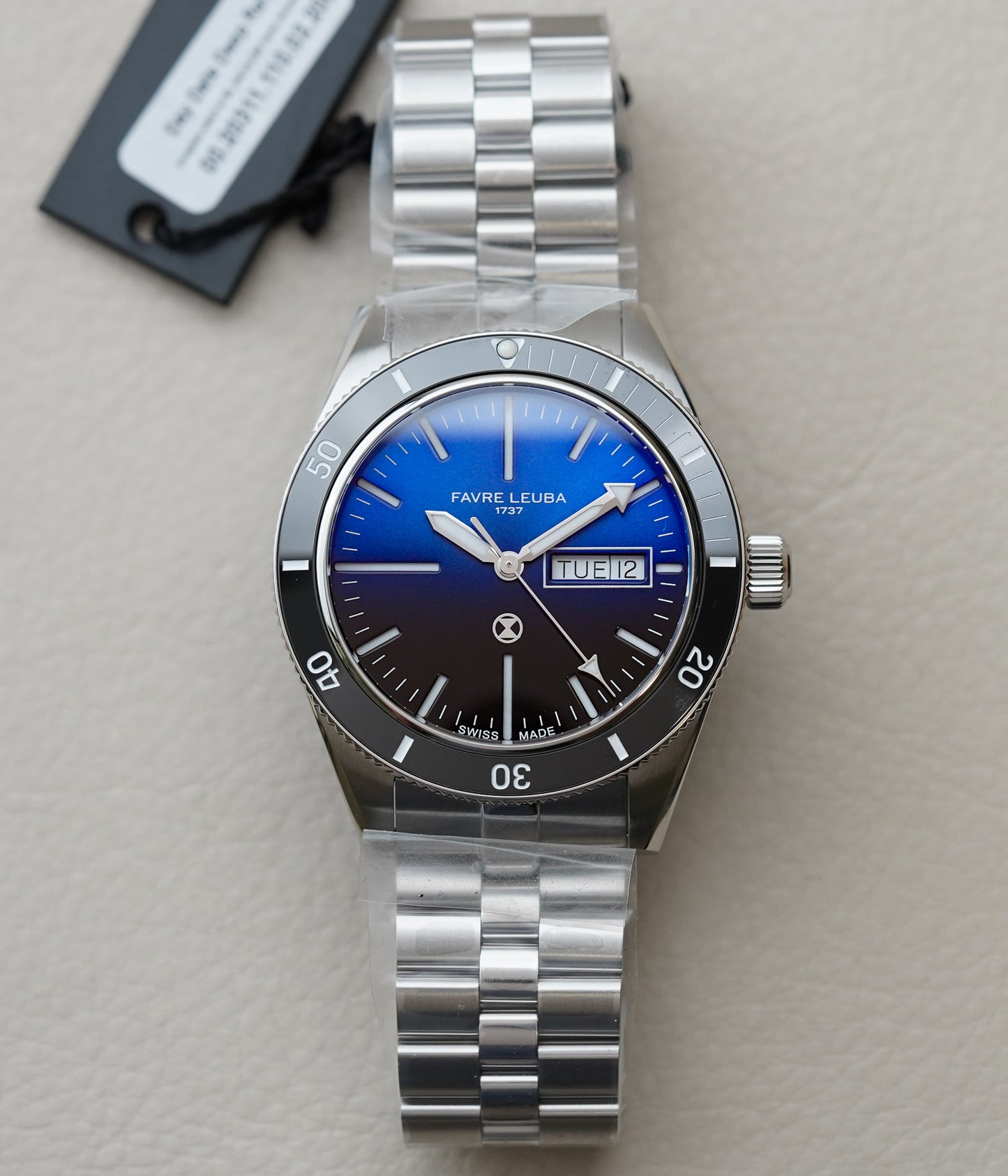 Favre Leuba Deep Raider Day Date Blue 00.20311.110.02.200