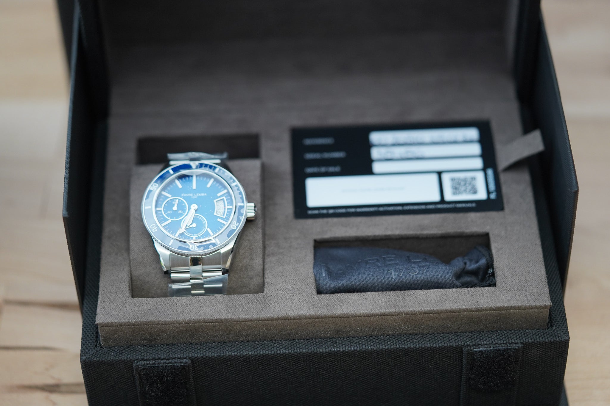 Favre Leuba Deep Raider Power Reserve Blue 00.20310.109.02.200