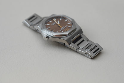 Girard Perregaux Laureato 38mm Copper 81005-11-3154-1CM