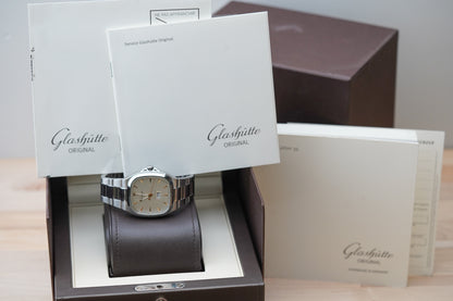 Glashutte Original Seventies Panorama Date 39-47-11-12-14
