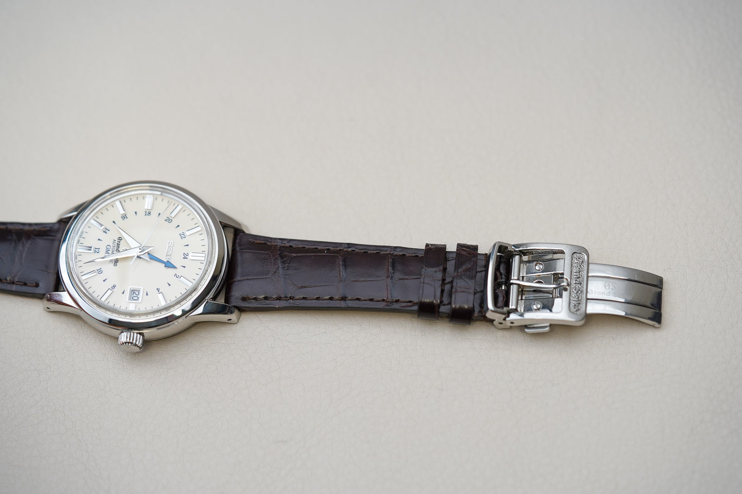 Grand Seiko Elegance GMT Ivory SBGM003