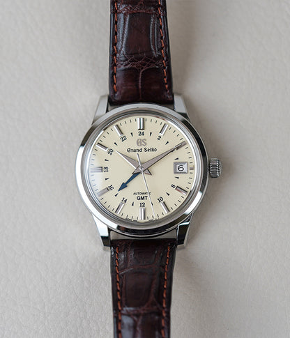 Grand Seiko Elegance GMT SBGM221