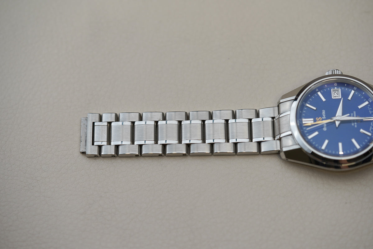 Grand Seiko GMT 'Blue Peacock' SBGJ261