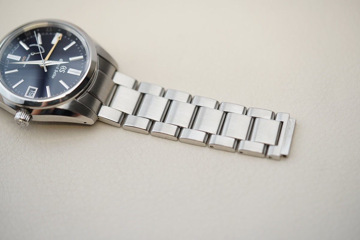 Grand Seiko Heritage GMT SBGE281