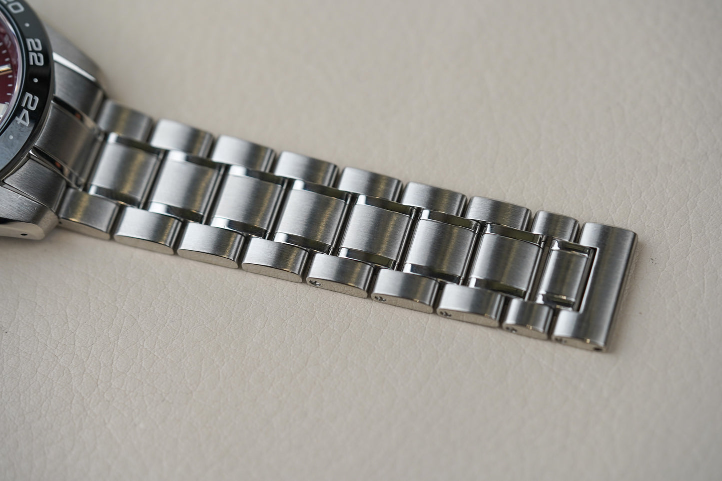 Grand Seiko Sport GMT SBGE305G 'Hotaka'