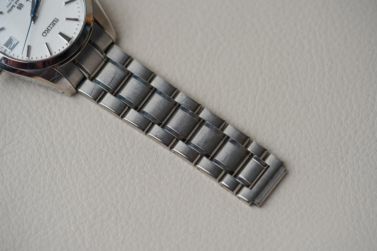 Grand Seiko “Snowflake” SBGA011