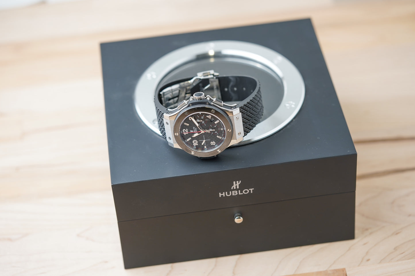 Hublot Big Bang Chronograph 41mm Carbon Dial 341.SB.131.RX