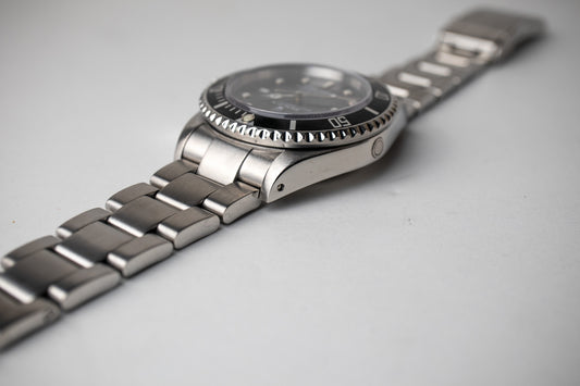 2000 Rolex Sea-Dweller 16600