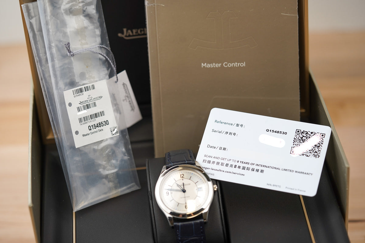 Jaeger-LeCoultre Master Control Date Sector Dial Q1548530