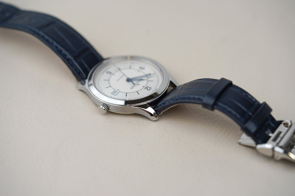 Jaeger-LeCoultre Master Control Date Sector Dial Q1548530