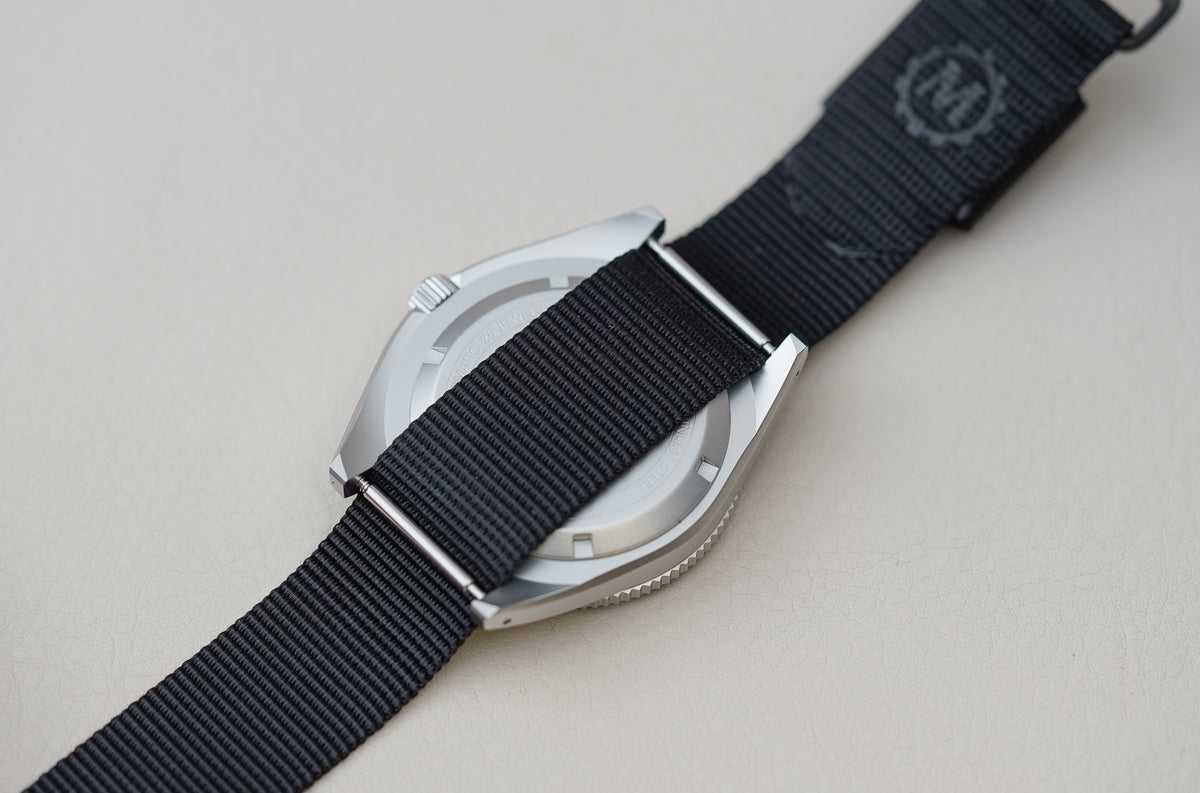Marathon 41mm Pilot's Automatic SSNAV-D Arctic Tritium Type II WW194030SS-0501