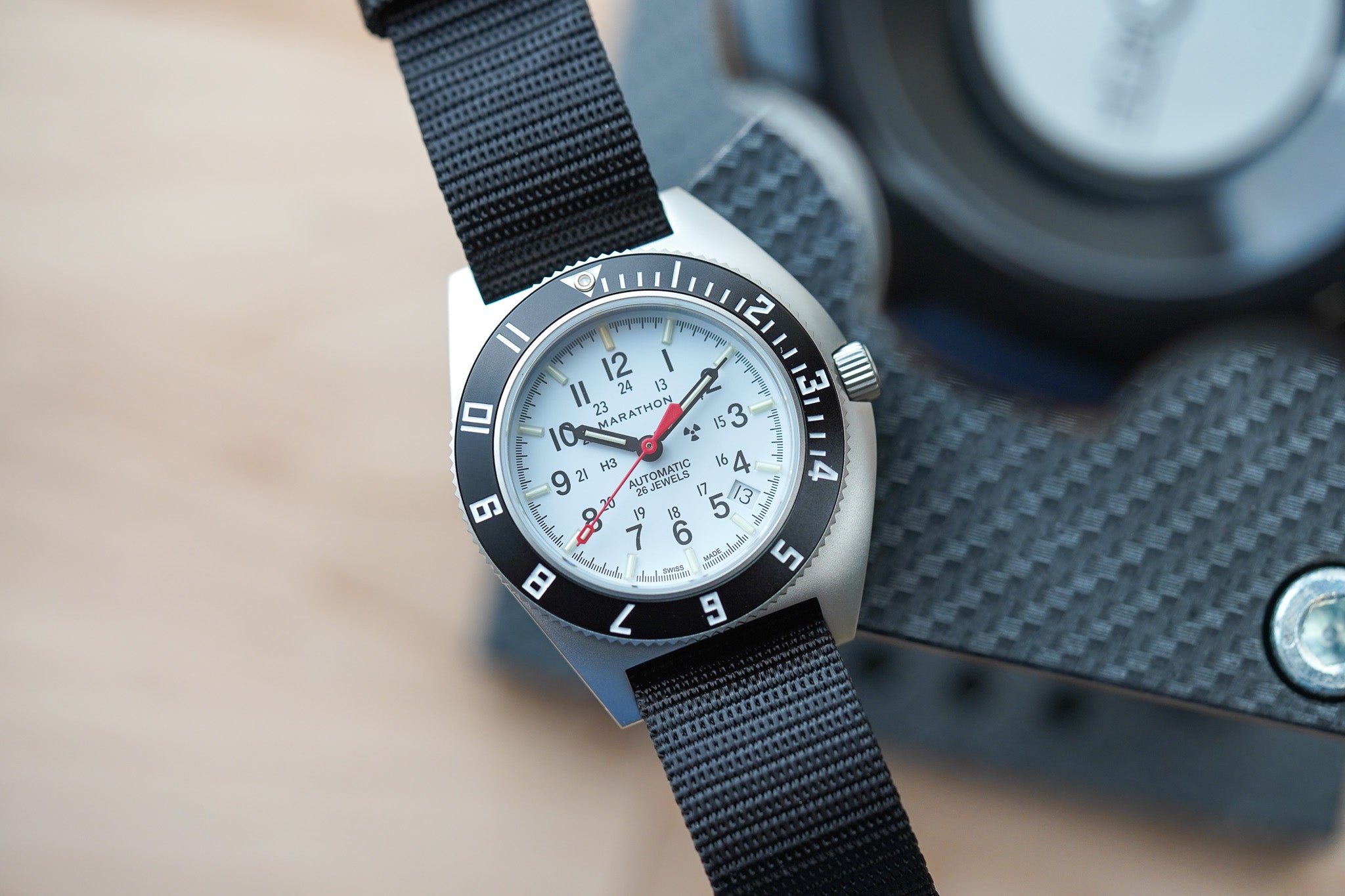 Marathon 41mm Pilot's Automatic SSNAV-D Arctic Tritium Type II WW194030SS-0501