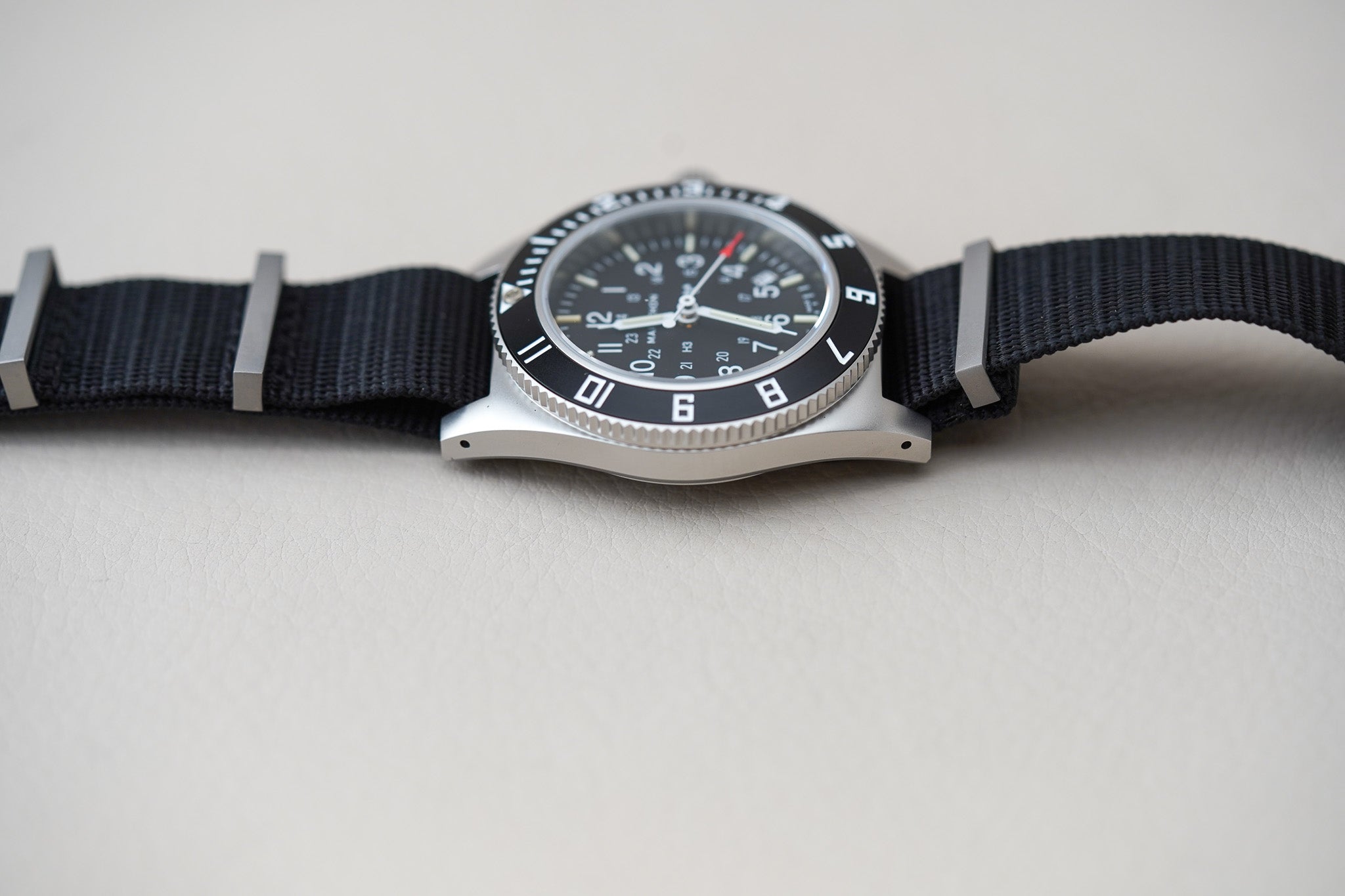 Marathon 41mm Pilot's Quartz SSNAV-D Standard-Issue Tritium Type II WW194013SS-0103
