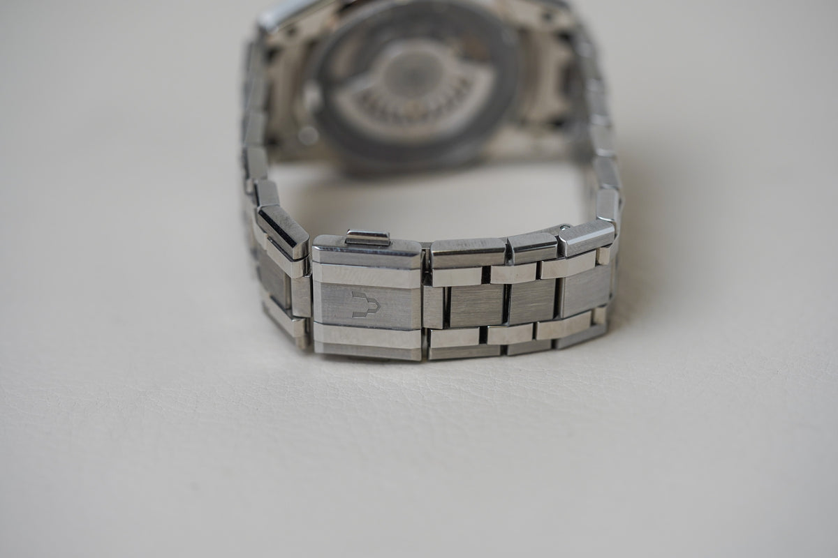 Minase Divido 2.0 Ice Blue Dial