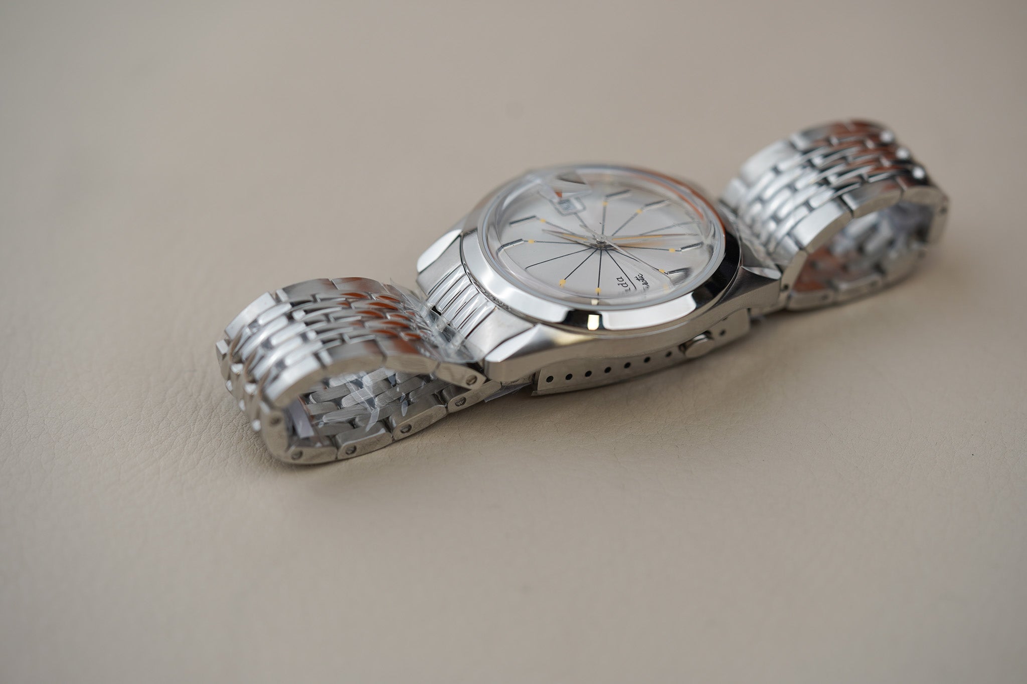 Nivada Grenchen Antarctic Spider Silver Dial BOR 32023A04