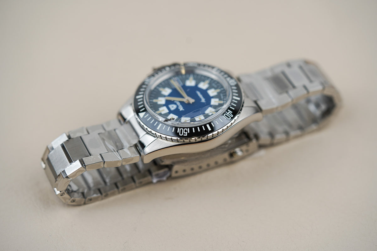 Nivada Grenchen Aquamar Vintage Flat Link 32062A20