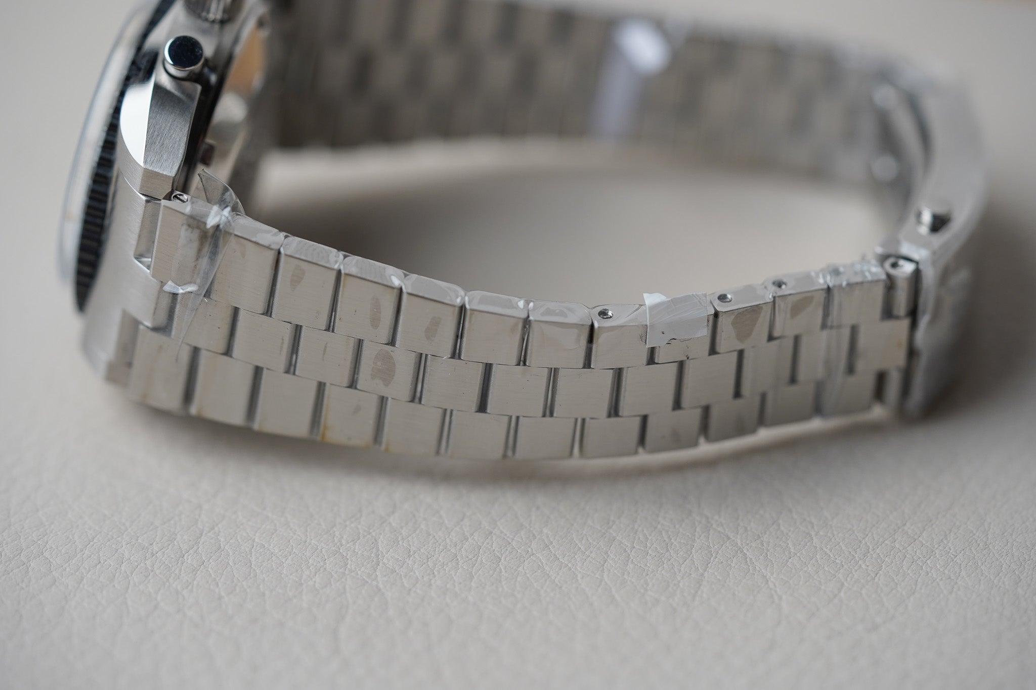 Nivada Grenchen Autochron White 77002A45