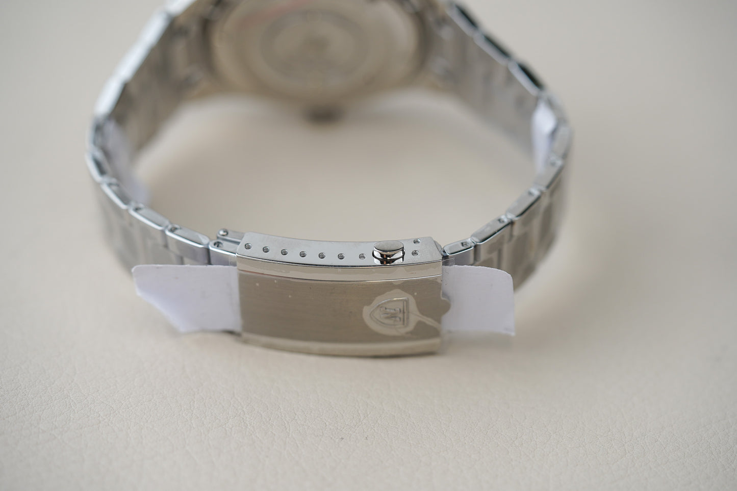 Nivada Grenchen F77 41mm Meteorite Dial No Date 68041A77C Steel