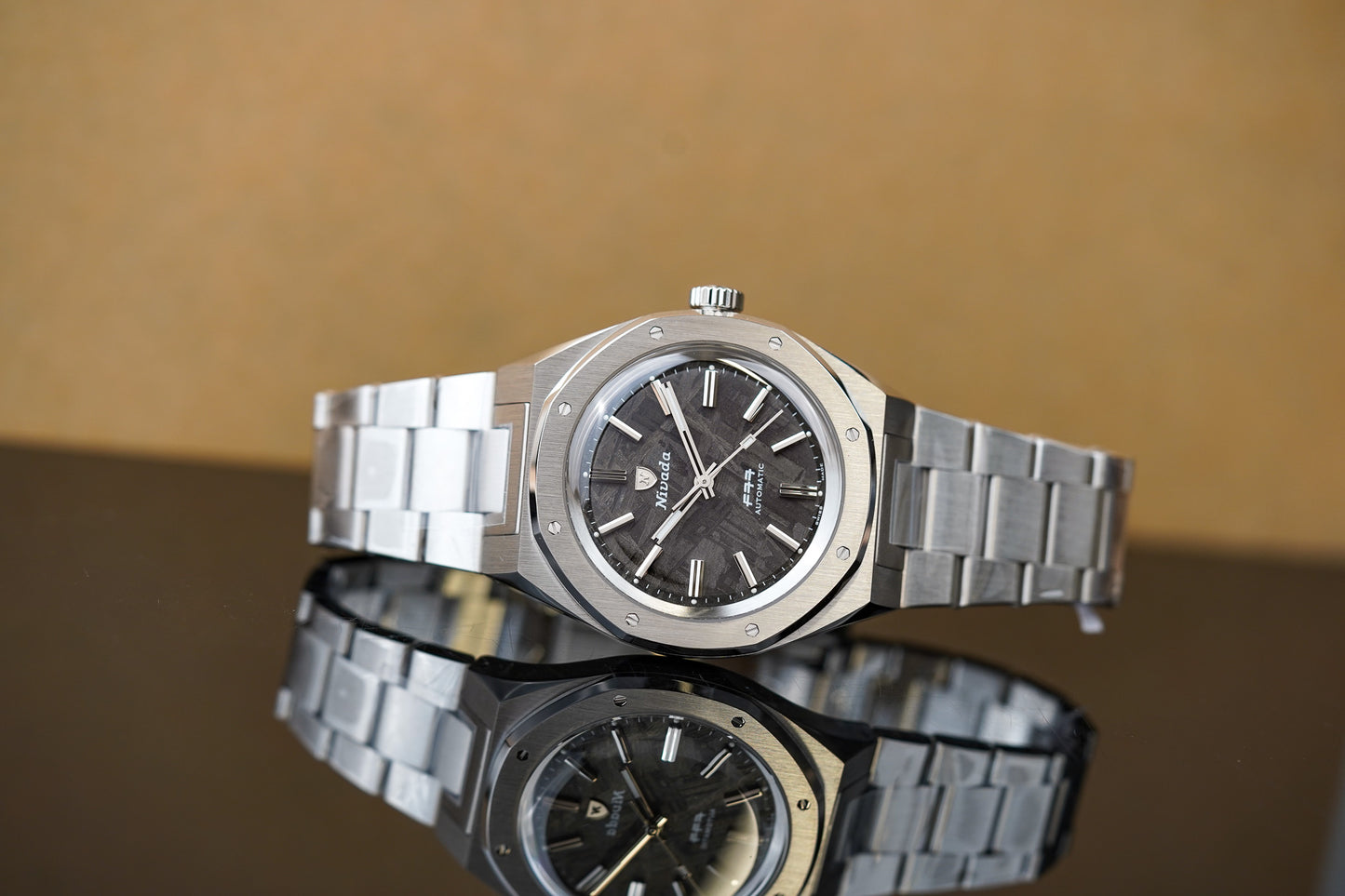 Nivada Grenchen F77 41mm Meteorite Dial No Date 68041A77C Steel