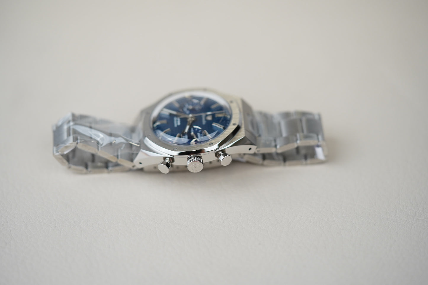 Nivada Grenchen F77 Chrono Mecaquartz Blue 38MM 68000Q77